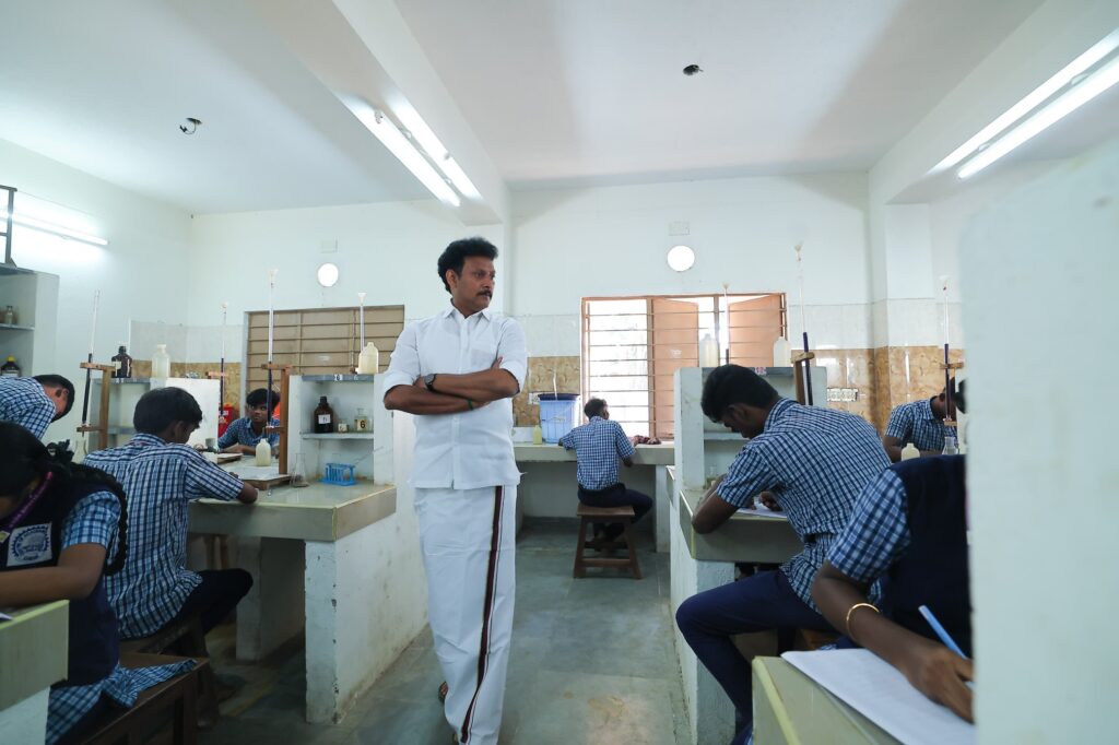 Minister Anbil Mahesh Poyyamozhi visiting board practical exam happening at Saidapet govt school