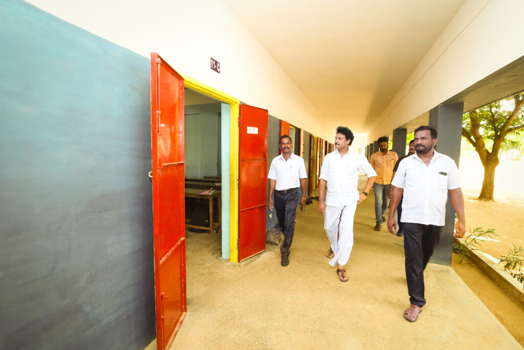 234/77 inspection visit by minister