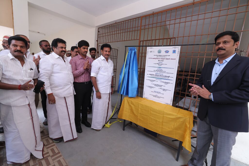 Minister Anbil Mahesh Poyyamozhi inaugrated the initiatve