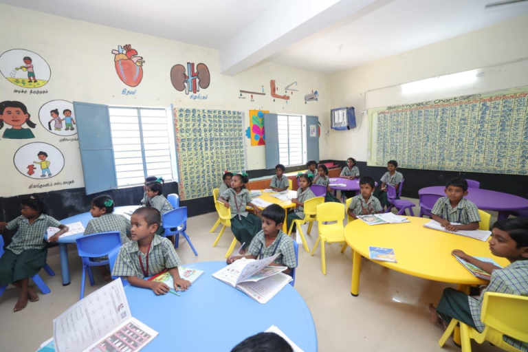 கிருஷ்ணகிரி பள்ளிகளில் புதிய வகுப்பறைகள் மற்றும் உள்கட்டமைப்பு மேம்பாடுகள்